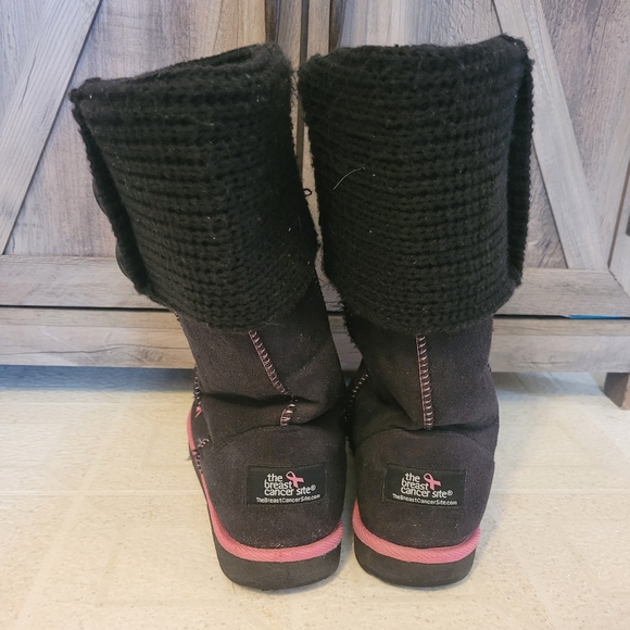 Womens Greater Good Cozy Boots - Picture 5 of 5